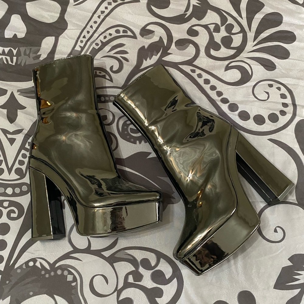 Guess Platform Booties - Picture 6 of 7